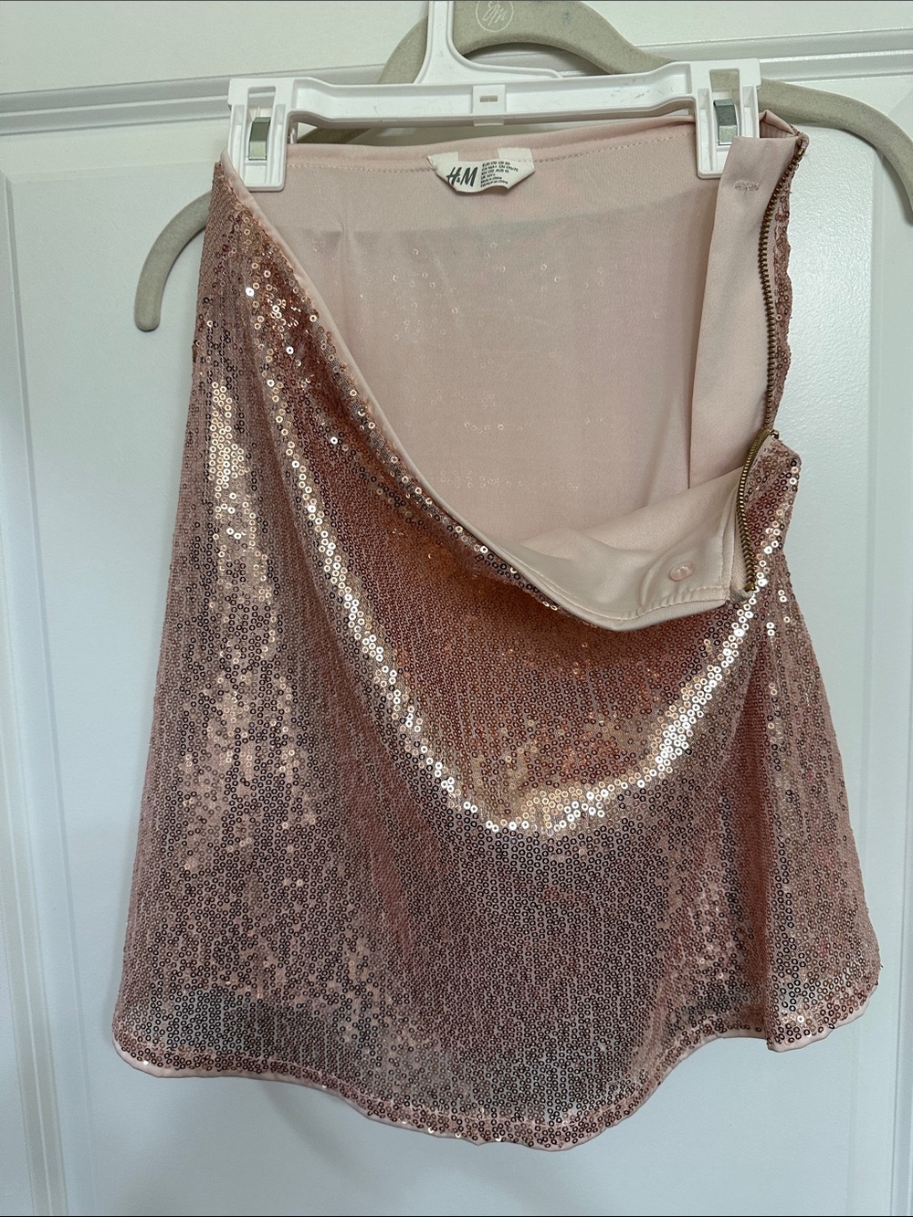 H&M  Women’s Rose Gold Sequin Mini Skirt-